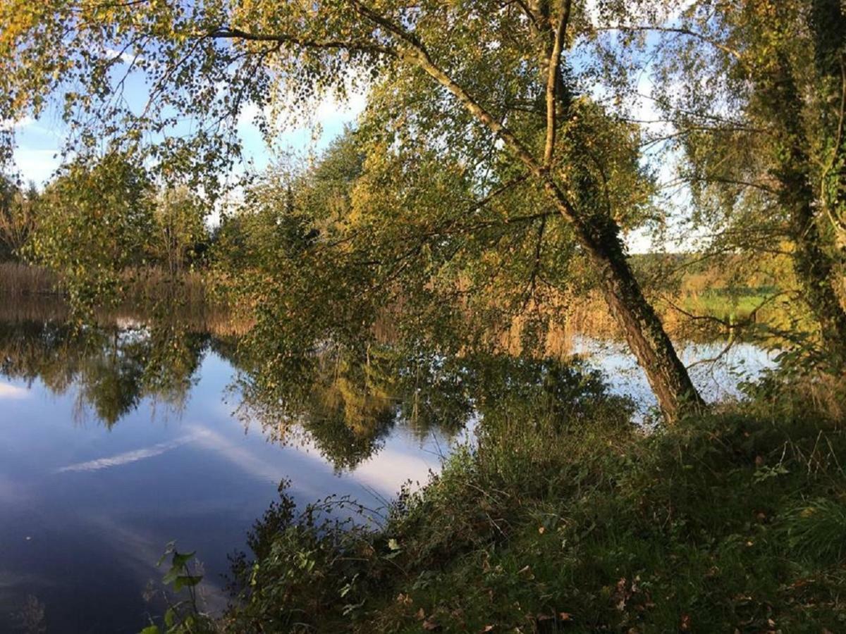 Vila La Bucherie Montembœuf Exteriér fotografie
